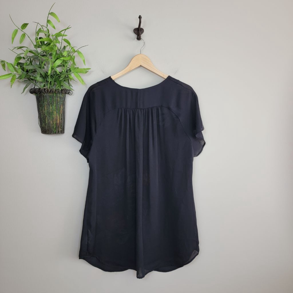 Cabi #5020 Fiore Floral Sheer V Neck Pleated Short Sleeve Blouse Top Black Red L - Picture 8 of 9